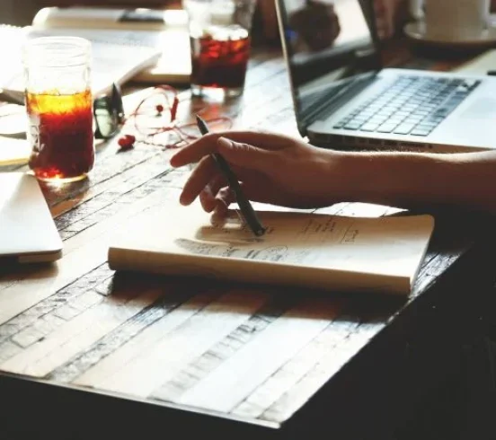 startup-593341_1920-900x444 startup-593341_1920-900x444